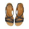 Sandalias de trencitas en color negro con cuña y plantilla almohadillada