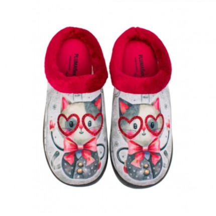 Zapatillas de estar en casa marca Plumaflex con pantilla de gel y dibujo de gatitos y corazones en tonos rojo