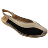 Sandalias de yute con cuña baja de serraje negro con puntera cerrada y adorno combinado
