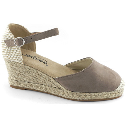 AMARPIES 26484 taupe - Sandalias con cuña mediana de 5 cuerdas en antelina con pulsera al tobillo