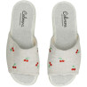 Zapatillas de casa para mujer con bordado de cerezas con suela de goma plana y empeine de tela con forro de toalla color gris