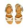 Sandalias con tacon bajo en piel, pulsera en el tobillo, color beige