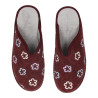 Zapatillas casa en paño burdeos con cuña de goma y bordado de flores