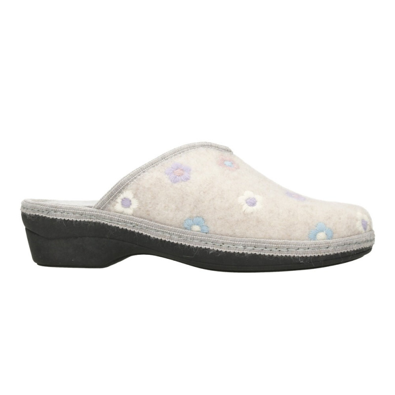 Zapatillas casa en paño beige con cuña de goma y bordado de flores