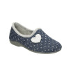 Zapatillas cerradas para casa en paño azul marino con un corazón